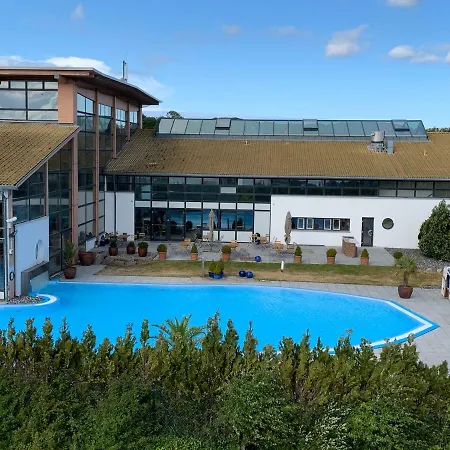 Moderne Apartments Im Ferienpark Auf Ruegen Sagard Exterior photo
